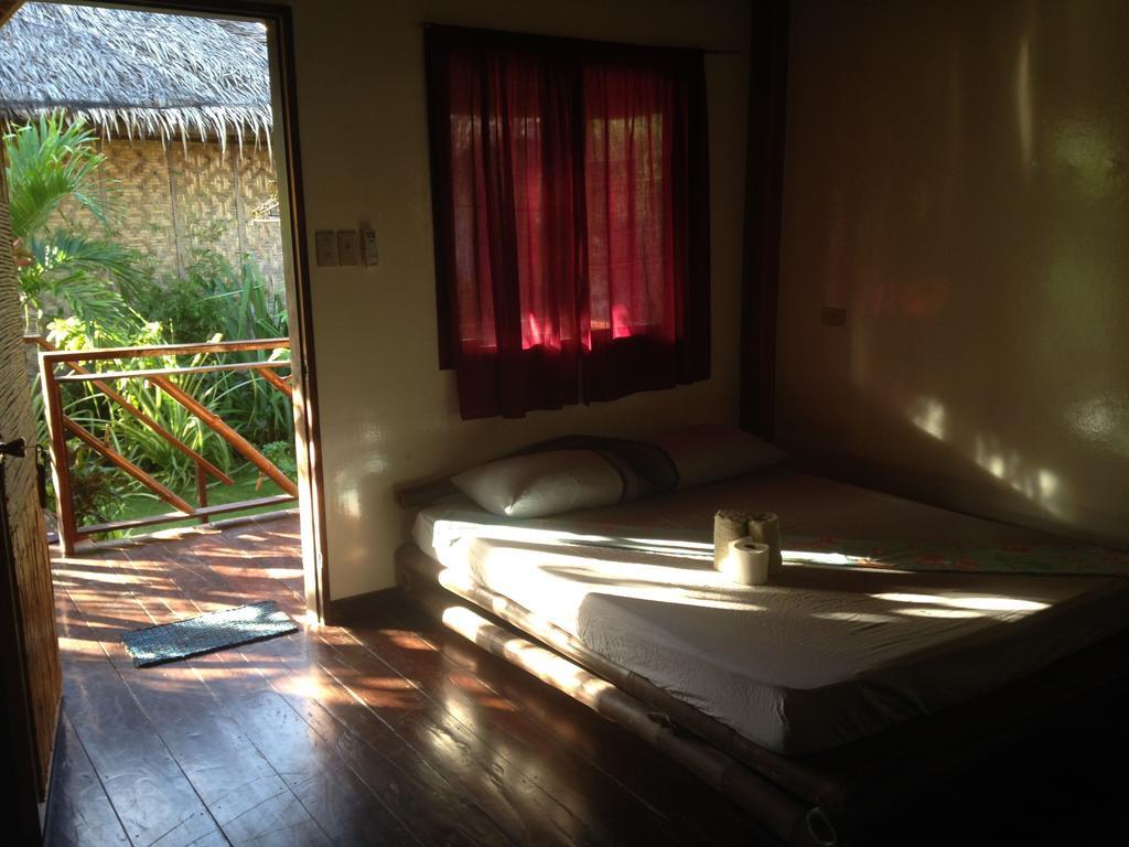 Siargao Inn Beach Resort General Luna  Rum bild
